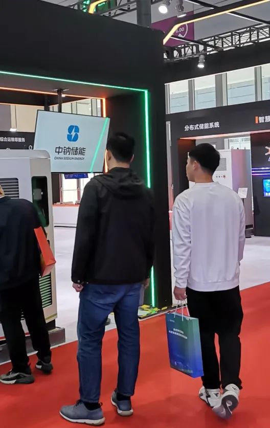 1700365501497195.jpg 45667898090.jpg